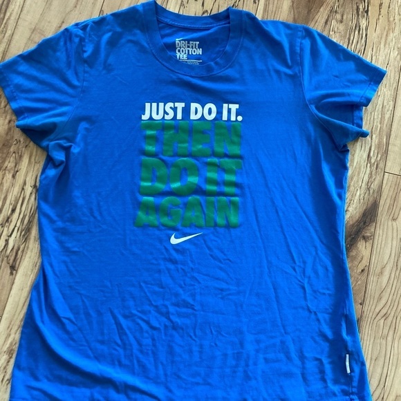 Nike Other - Nike tee shirt size XL boys blue green